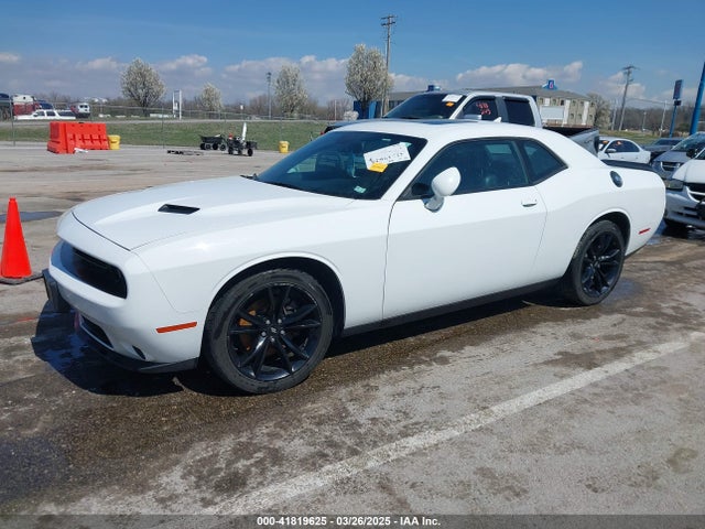 Dodge Challenger Sxt Plus 2017 2C3CDZAGXHH532157 Image 2