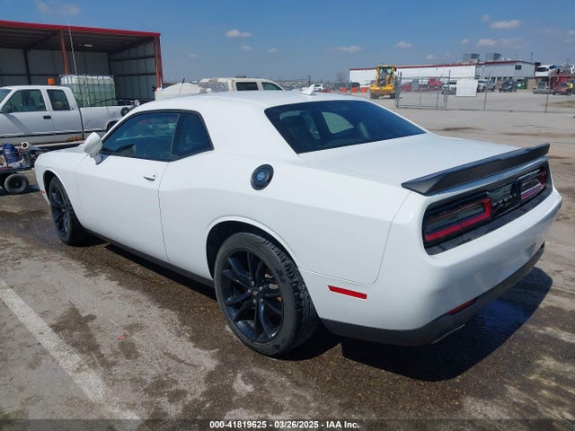 Dodge Challenger Sxt Plus 2017 2C3CDZAGXHH532157 Image 3
