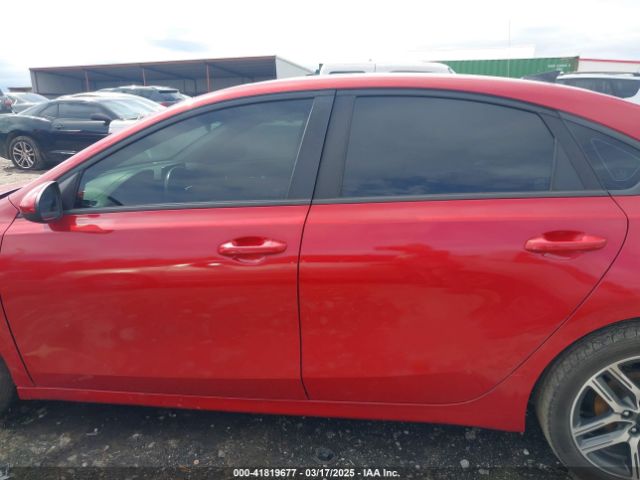 3KPF34AD3KE048077 KIA FORTE S