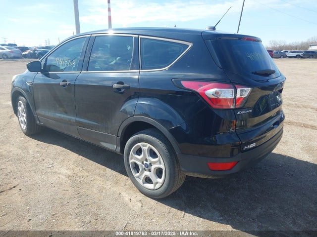 Ford ESCAPE S 2017 1FMCU0F73HUC75951 Image 3