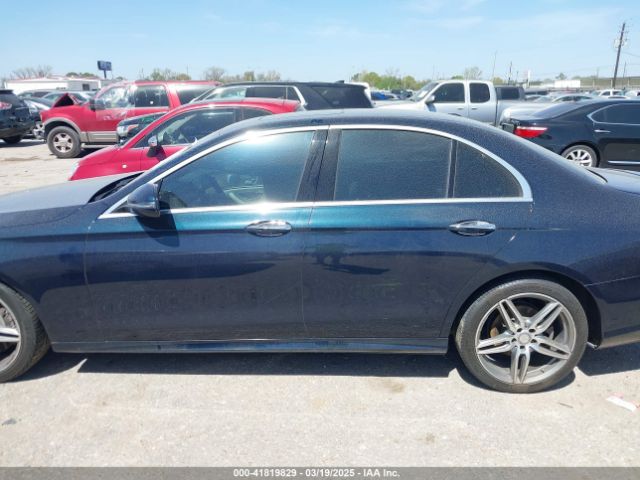 WDDZF4JB4HA082033 Mercedes-Benz E 300