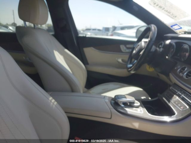 WDDZF4JB4HA082033 Mercedes-Benz E 300