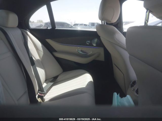 WDDZF4JB4HA082033 Mercedes-Benz E 300