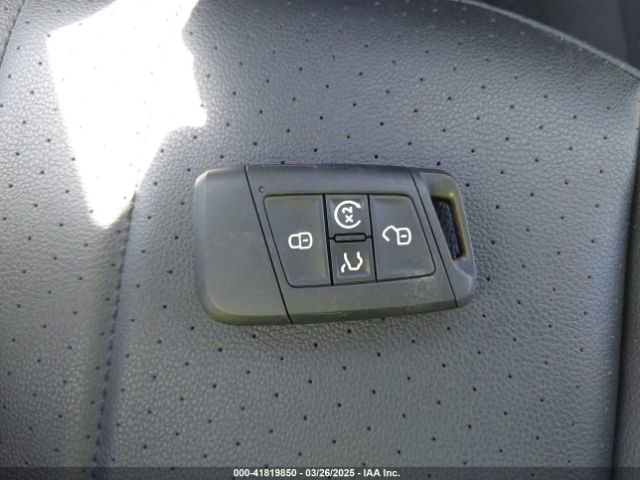 3VVNB7AX2RM022579 Volkswagen Tiguan 2.0t Se/2.0t Wolfsburg Edition