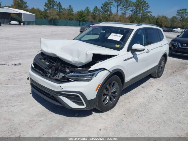 3VVNB7AX2RM022579 Volkswagen Tiguan 2.0t Se/2.0t Wolfsburg Edition