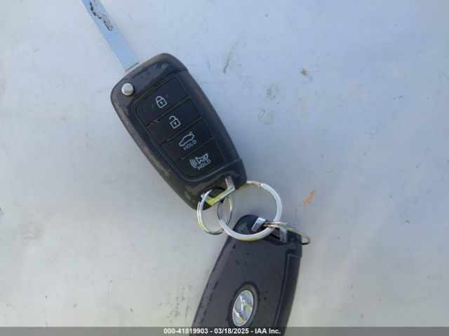 3KPC24A60LE094667 Hyundai Accent Sel