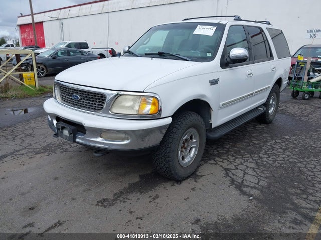 Продаж на аукціоні авто 1998 Ford Expedition Eddie Bauer/xlt, vin: 1FMRU18W3WLA74963, номер лоту: 41819913