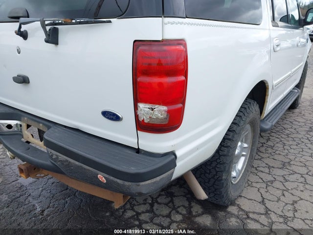 Продаж на аукціоні авто 1998 Ford Expedition Eddie Bauer/xlt, vin: 1FMRU18W3WLA74963, номер лоту: 41819913