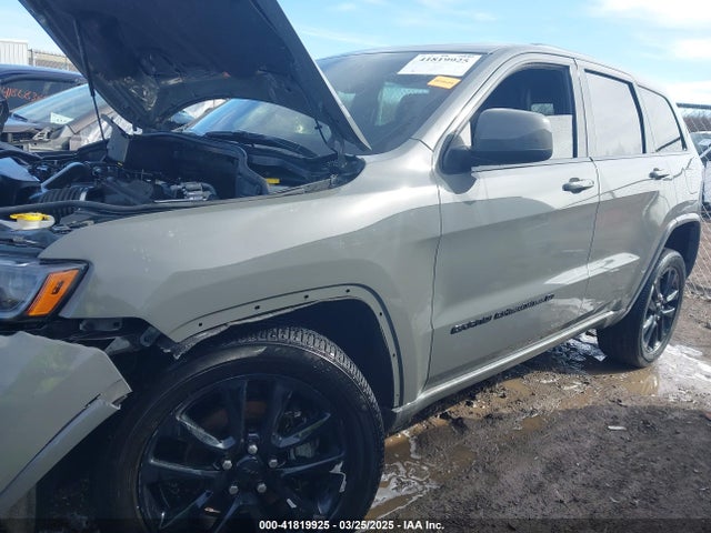 41819925 :رقم المزاد ، 1C4RJFAG8NC115471 vin ، 2022 Jeep Grand Cherokee Wk Laredo X 4x4 مزاد بيع
