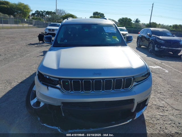 1C4RJJBGXN8528951 Jeep Grand Cherokee L Limited 4x2