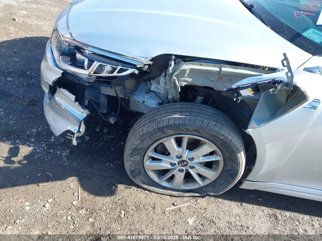 5XXGT4L34GG078857 KIA Optima Lx