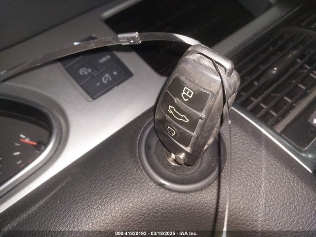 WA1LGAFE1FD028287 Audi Q7 3.0t Premium