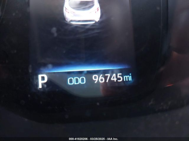JTND4MBE3N3188178 Toyota COROLLA SE