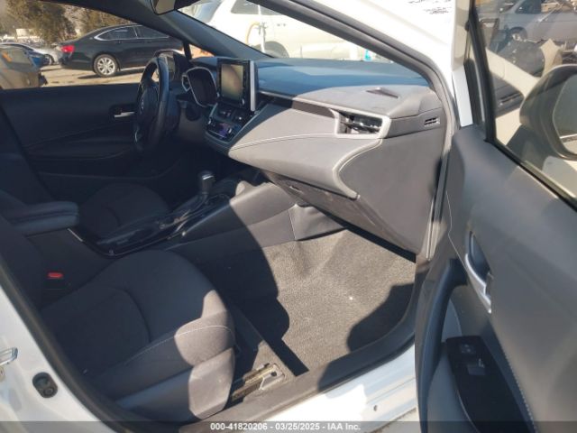 JTND4MBE3N3188178 Toyota COROLLA SE