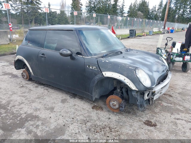 2005 MINI COOPER WMWRC33575TJ69197 Photo 0