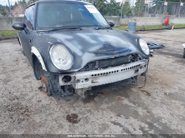2005 MINI COOPER WMWRC33575TJ69197 Photo 5