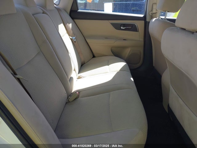 1N4AL3AP0FN307176 Nissan 2015