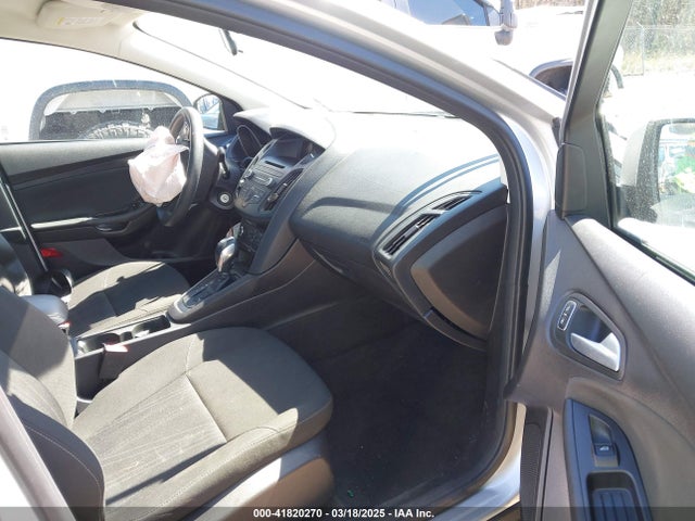1FADP3F24FL246652 Ford FOCUS SE