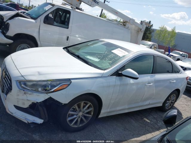 5NPE24AF3KH756938 Hyundai SONATA SE