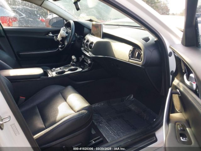 2018 KIA STINGER KNAE25LA8J6024849 Photo 4
