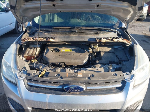 1FMCU9GX0GUB40721 Ford ESCAPE SE