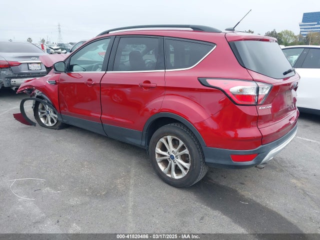 1FMCU0GD4JUD59870 Ford ESCAPE SE