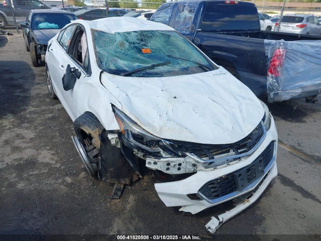1G1BE5SM0H7211492 Chevrolet Cruze Lt Auto