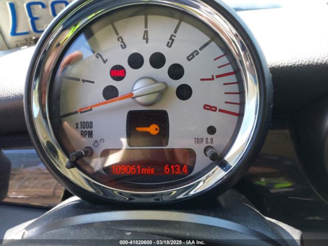2011 MINI COOPER WMWSU3C50BT098662 Photo 6