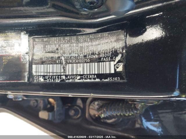 4T1BD1FK3EU102755 Toyota Camry Hybrid Le