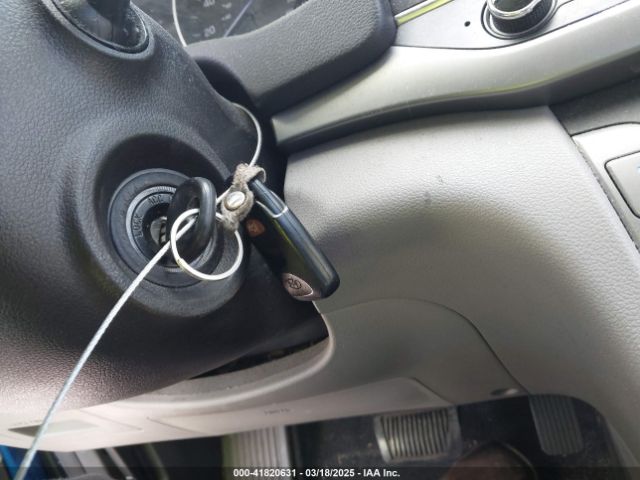 5NPD84LF3HH186827 Hyundai ELANTRA SE