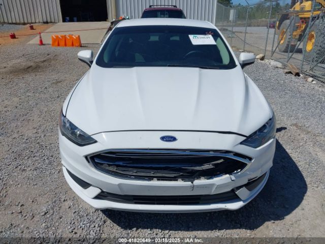 3FA6P0H77JR142828 Ford FUSION SE