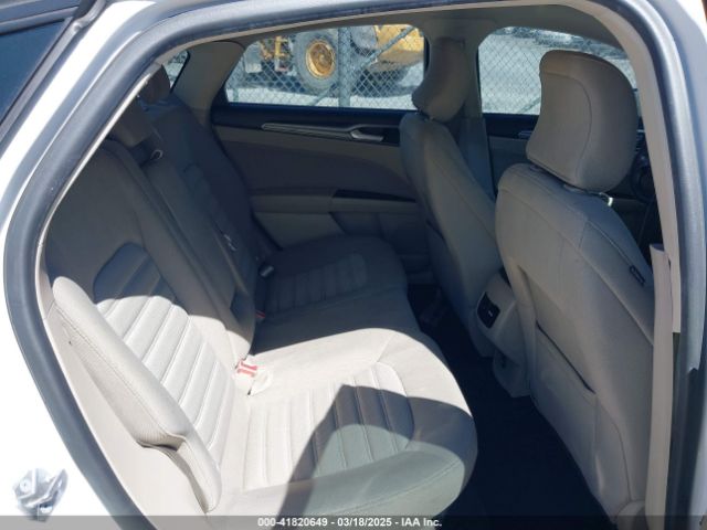 3FA6P0H77JR142828 Ford FUSION SE