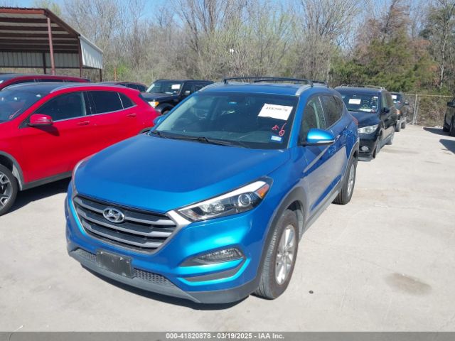 KM8J3CA40HU417147 Hyundai Tucson Se Plus