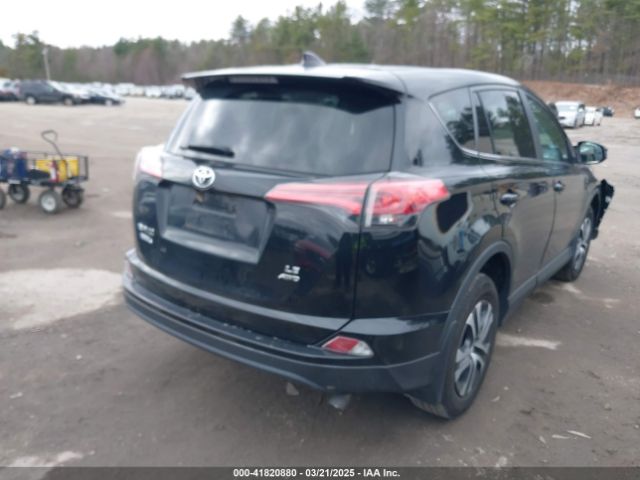 2T3BFREV2JW737696 Toyota RAV4 LE