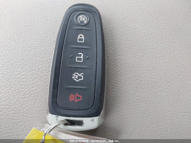 1FADP5FU5HL109509 Ford C-max Energi Titanium