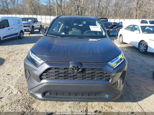 2T3W1RFV6NC209679 Toyota Rav4 Xle