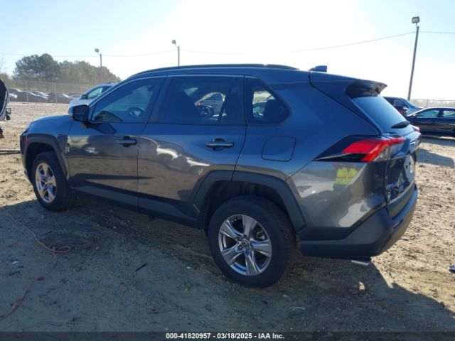 2T3W1RFV6NC209679 Toyota Rav4 Xle