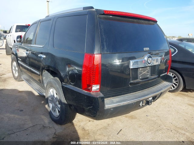 2008 CADILLAC ESCALADE 1GYEC63868R200366 Photo 2