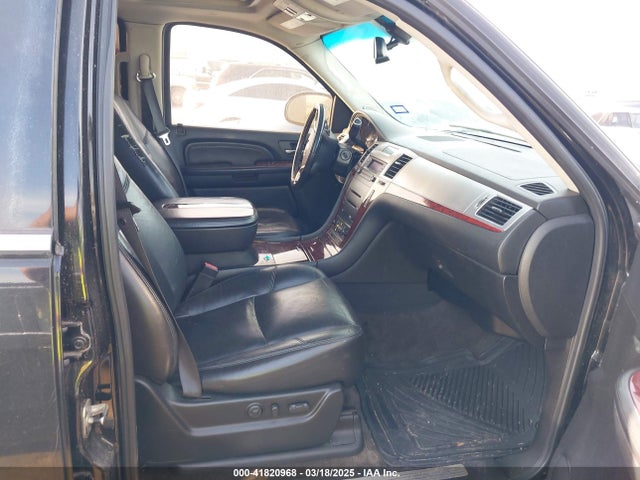 2008 CADILLAC ESCALADE 1GYEC63868R200366 Photo 4