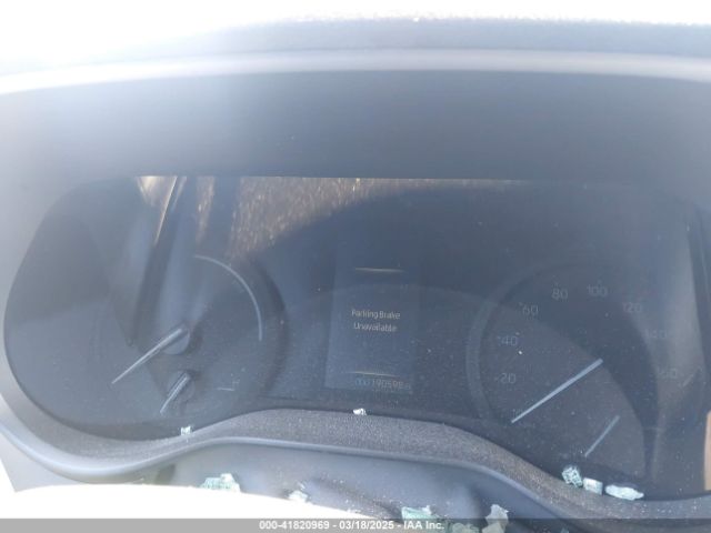 5TDJRKEC9NS088219 Toyota SIENNA XLE
