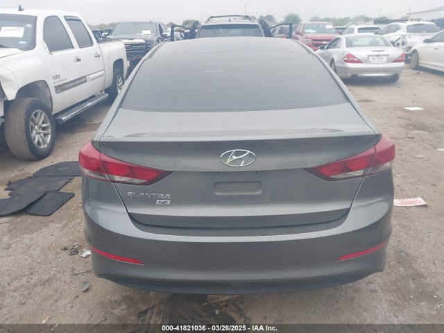 5NPD74LF9JH350235 Hyundai ELANTRA SE