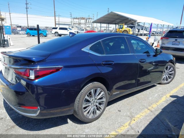 58ADA1C16MU008101 Lexus ES 300H