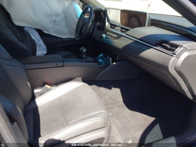 58ADA1C16MU008101 Lexus ES 300H