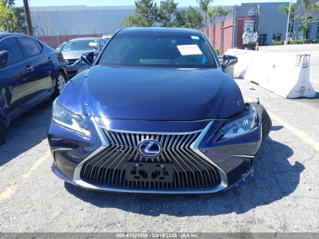 58ADA1C16MU008101 Lexus ES 300H