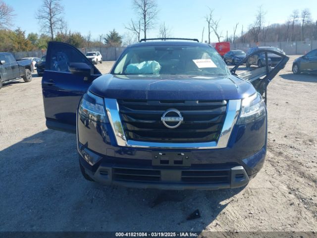 5N1DR3BC8NC217216 Nissan Pathfinder Sv 4wd