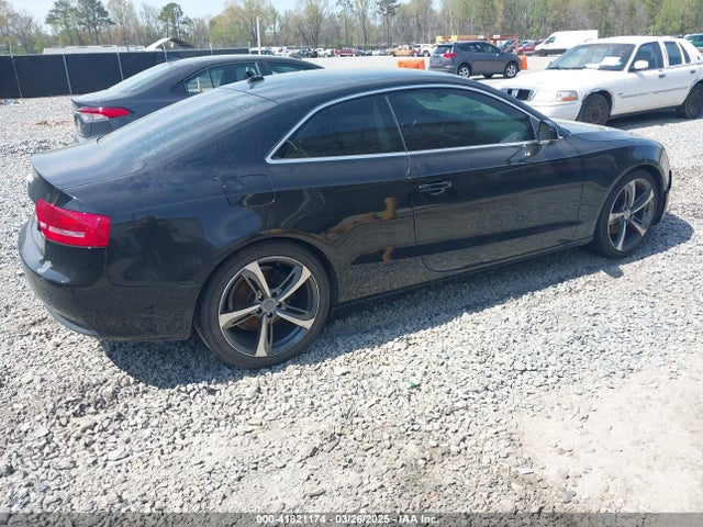 2010 AUDI A5 WAUVFAFR1AA051466 Photo 3