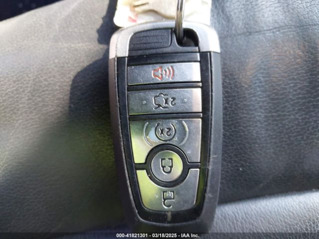 3FA6P0PU0JR164192 Ford Fusion Energi Se Luxury