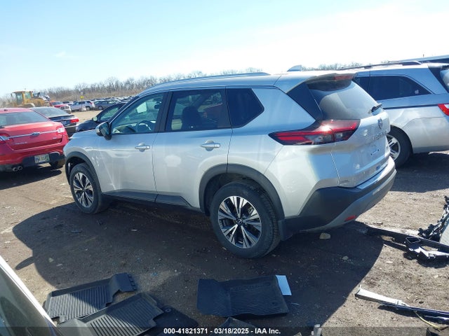 5N1BT3BA9PC878215 Nissan Rogue Sv Fwd