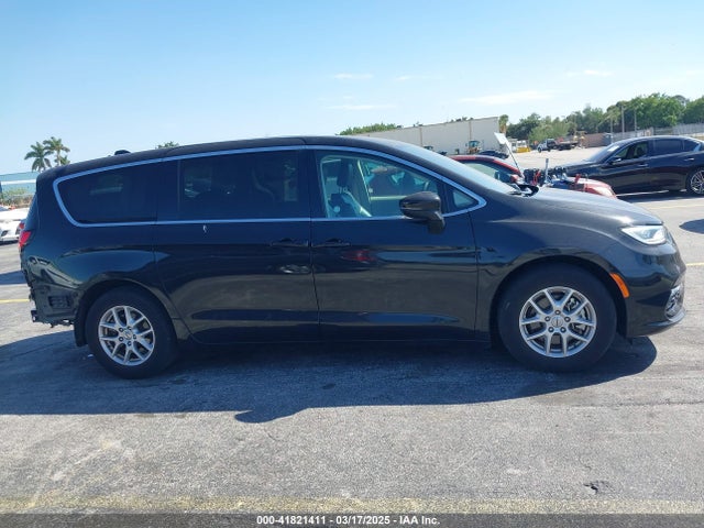 Chrysler Pacifica Touring L 2023 2C4RC1BG9PR529557 Image 14