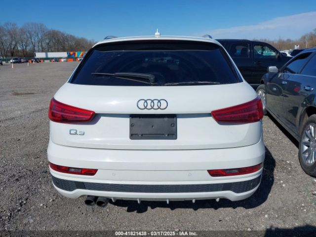 WA1HCCFS7JR025201 Audi Q3 2.0t Premium/2.0t Sport Premium